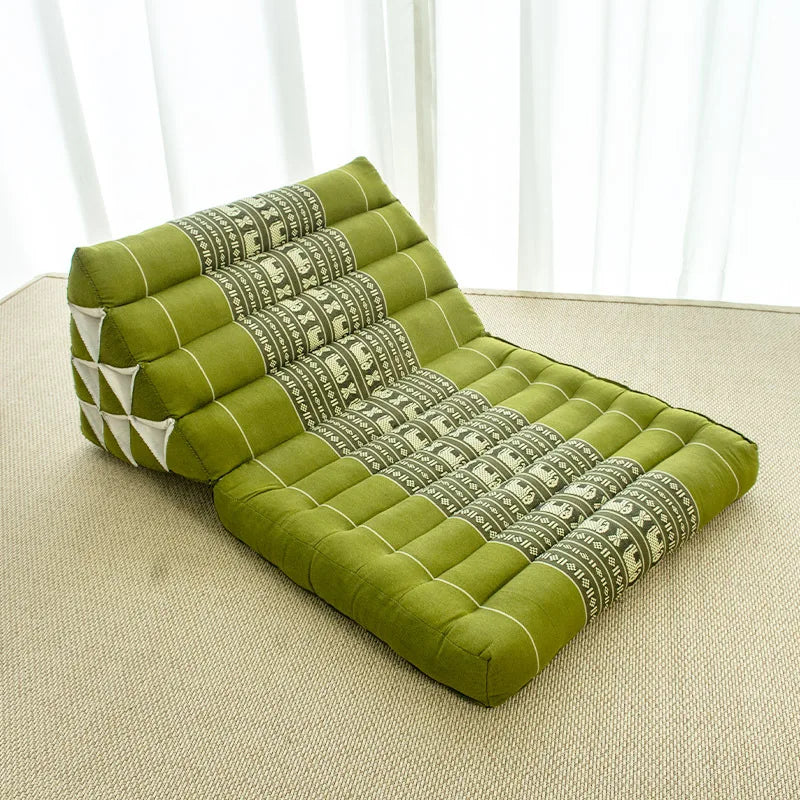 Dreieckskissen: Entspanne natürlich nach Thai-Tradition